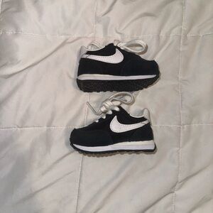 Baby Nike Shoes size 2C